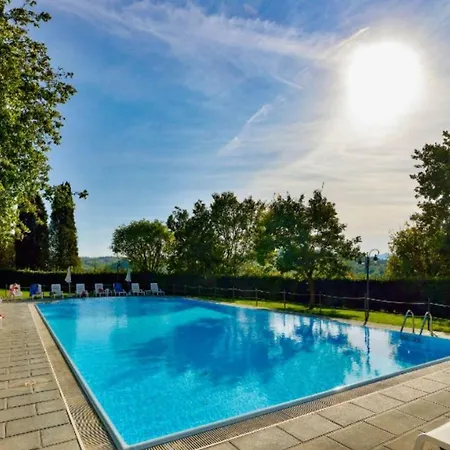 Borgo Graziani Κατάλυμα σε φάρμα